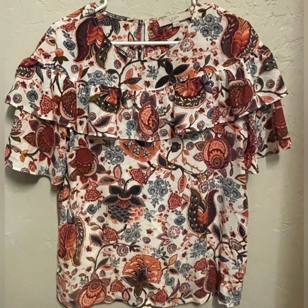 Loft Short Sleeve Orange Floral Ruffled Top - small